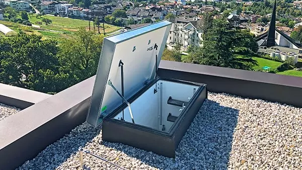 Columbus trapdoor on flat roof with a view  