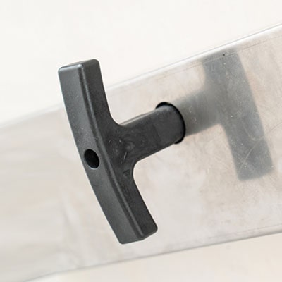 Handle on the inside of the hatch on flar roof hatch 