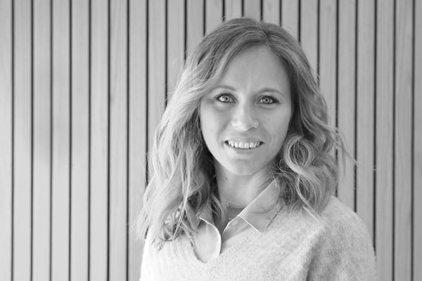 Portræt af marketingkoordinator ved DOLLE Nordic